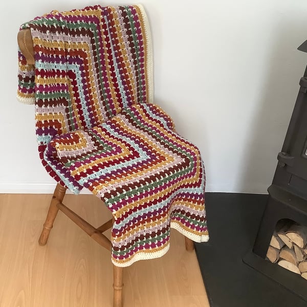 BLANKET, THROW.' Woodlands'. Autumn shades.Multicoloured . Home decor.