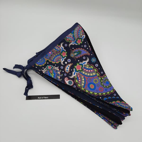 Blues theme bunting, 10 triangles. Free uk delivery.