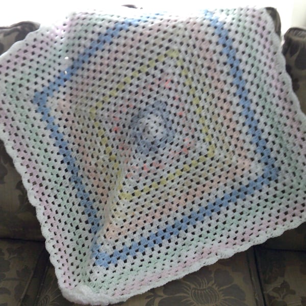 Pastel Shades Vintage Style Lap Blanket